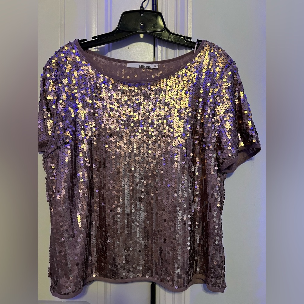 Gold sequin party top size M medium.